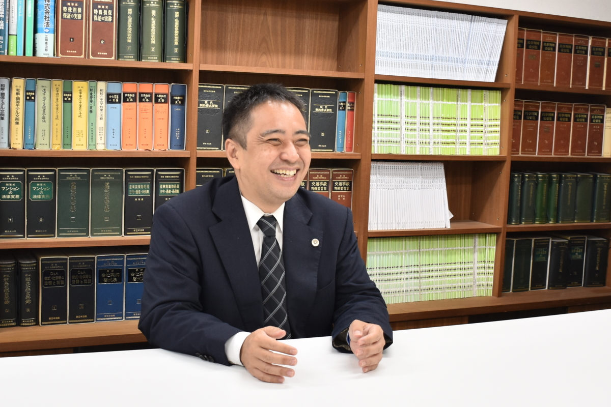 AI契約審査クラウド GVA assist ご導入事例:桜ヶ丘法律事務所 弁護士 大窪 和久先生